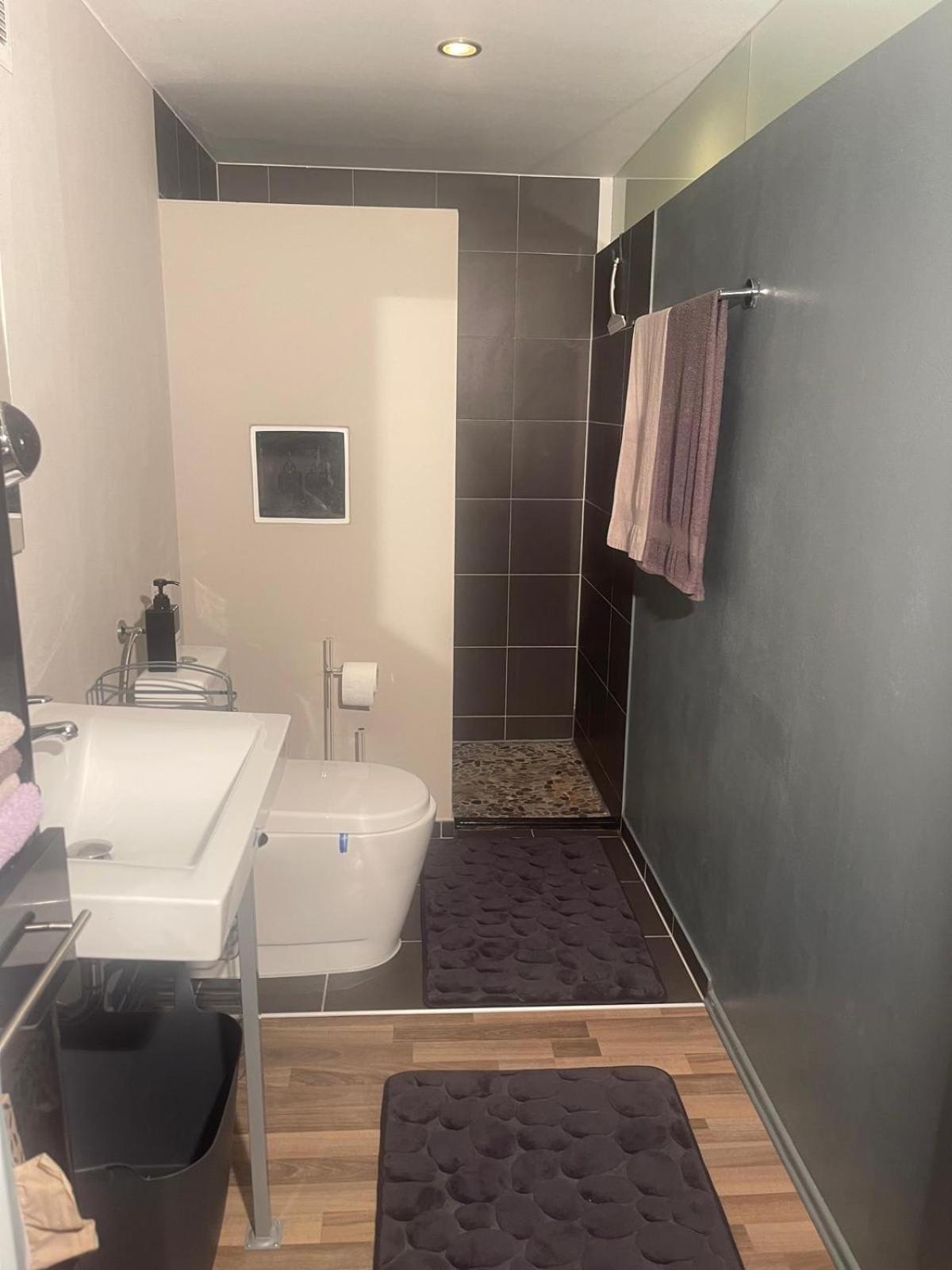 Gemuetliches Einliegerapartment, 50 Qm Trippstadt Eksteriør billede