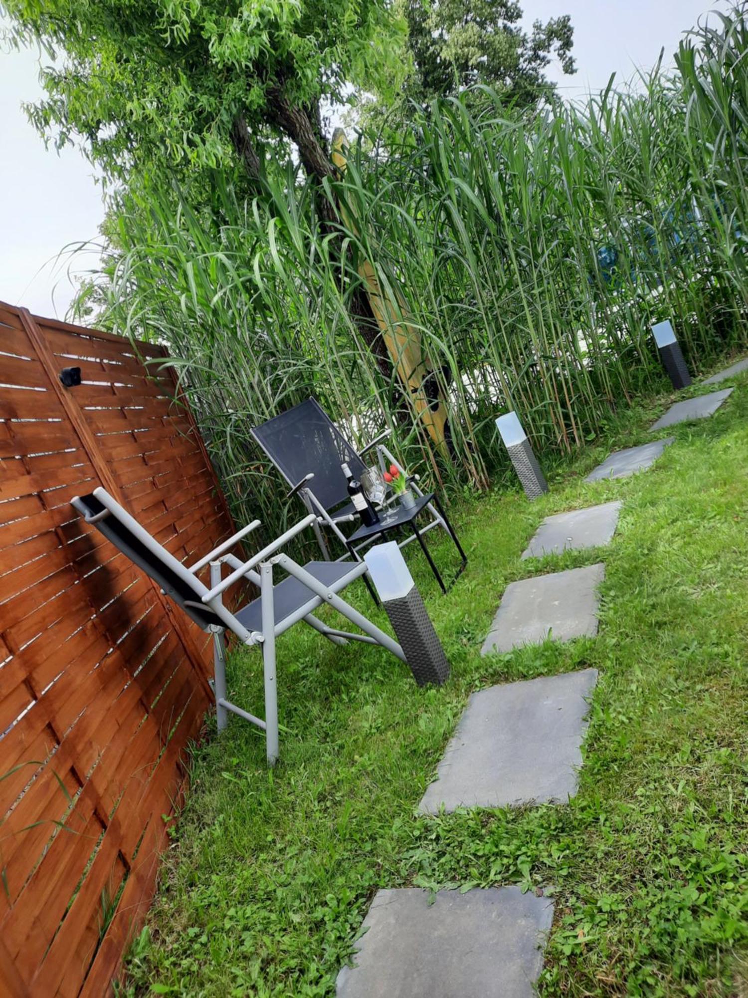 Gemuetliches Einliegerapartment, 50 Qm Trippstadt Eksteriør billede